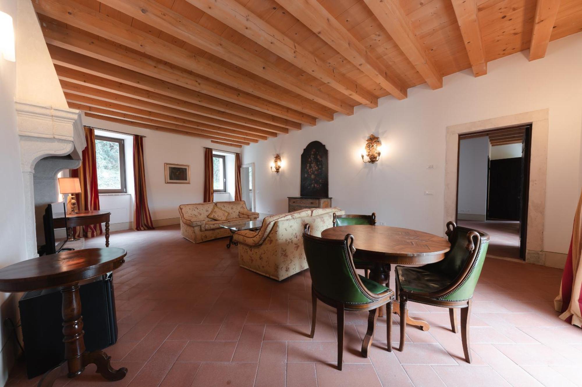 Corte Castello 2*