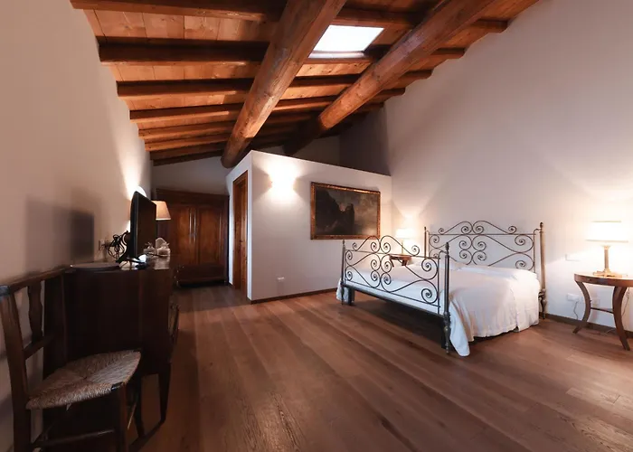 Corte Castello