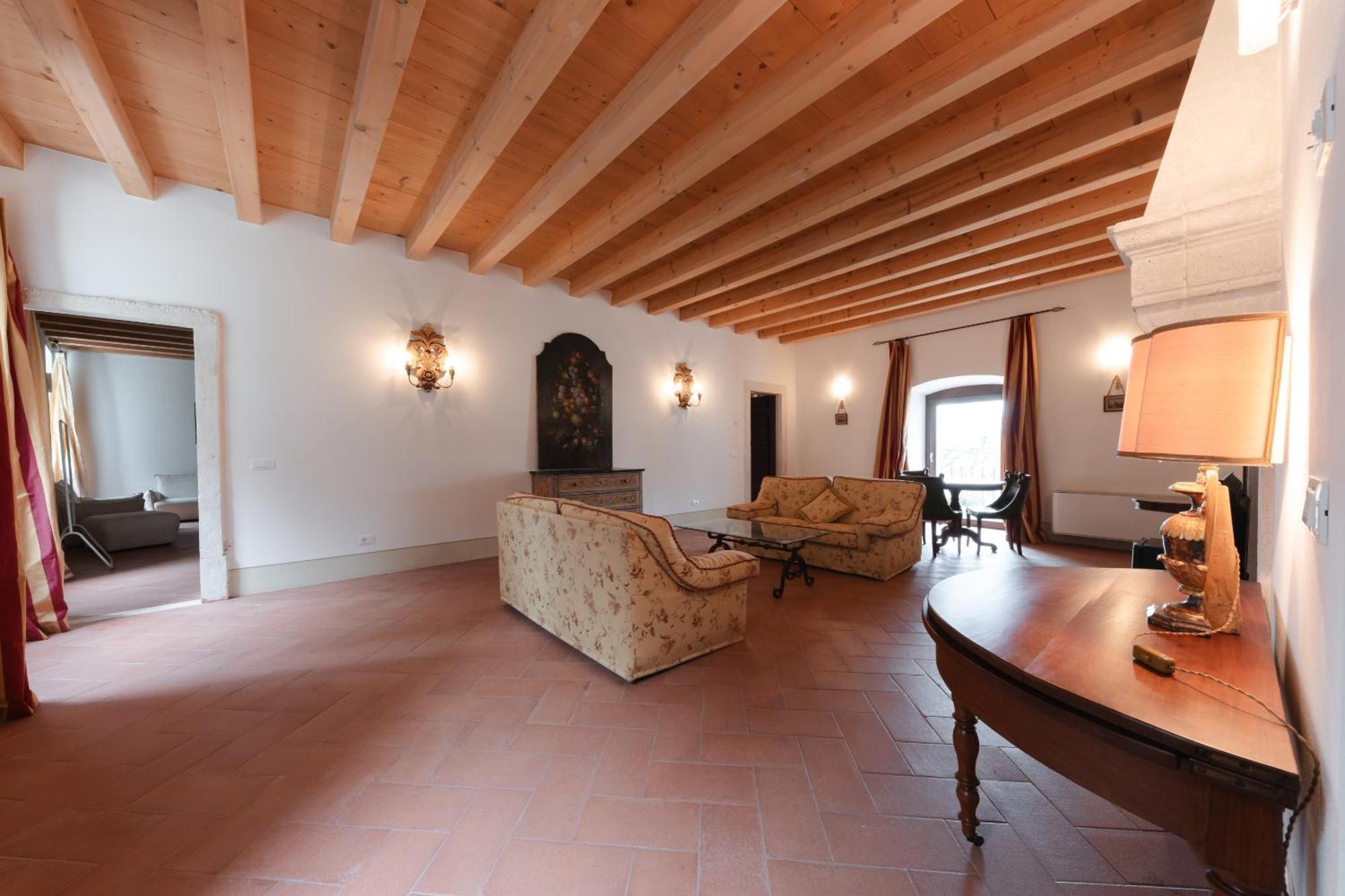 Corte Castello Guest house
